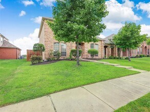 1041 Crystal Lake Dr in Frisco, TX - Building Photo - Building Photo