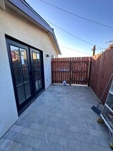 1754 W 37th Dr in Los Angeles, CA - Building Photo - Building Photo