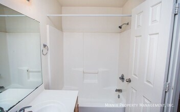 906 N Belmont Ave in Lubbock, TX - Building Photo - Building Photo