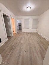 10512 Greenlawn Ave in Cleveland, OH - Building Photo - Building Photo