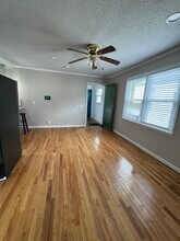 12 Larnes St, Unit B and D in Charleston, SC - Building Photo - Building Photo