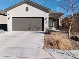 2824 Halfmoon Wy SW in Albuquerque, NM - Building Photo