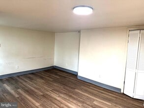 725 W Broad St in Quakertown, PA - Building Photo - Building Photo