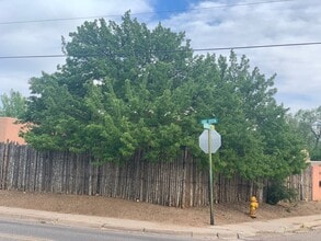 701 B Kathryn Ave in Santa Fe, NM - Building Photo - Building Photo