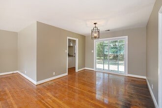 1615 Culpepper Cir in Charleston, SC - Foto de edificio - Building Photo