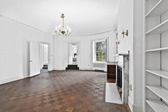 19 Chestnut St in Boston, MA - Building Photo - Building Photo