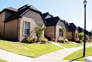 30 Ayla Dr