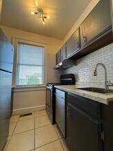 616 SE 3rd St, Unit 2 in Evansville, IN - Building Photo - Building Photo