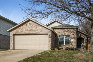 10104 Chapel Oak Trail in Fort Worth, TX - Building Photo