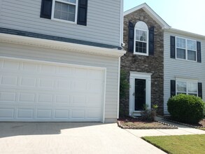 1650 Ivey Pointe Ct in Lawrenceville, GA - Building Photo - Building Photo