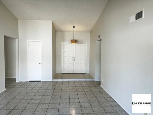 5346 W Sunnyside Dr in Glendale, AZ - Building Photo - Building Photo