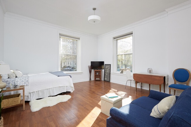 property at 1851 Columbia Rd NW