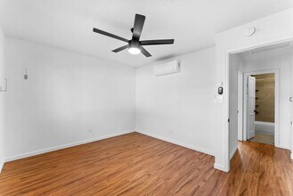 4893 Coconino Way in San Diego, CA - Building Photo - Building Photo