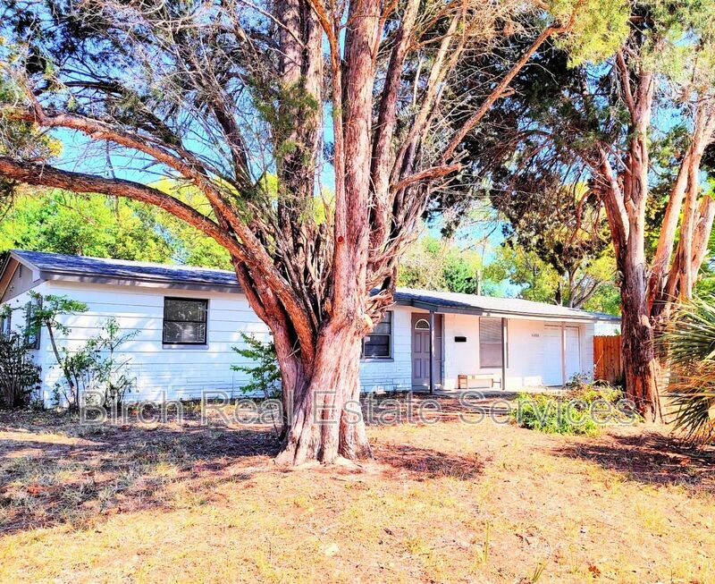 6606 Jackson St in New Port Richey, FL - Building Photo