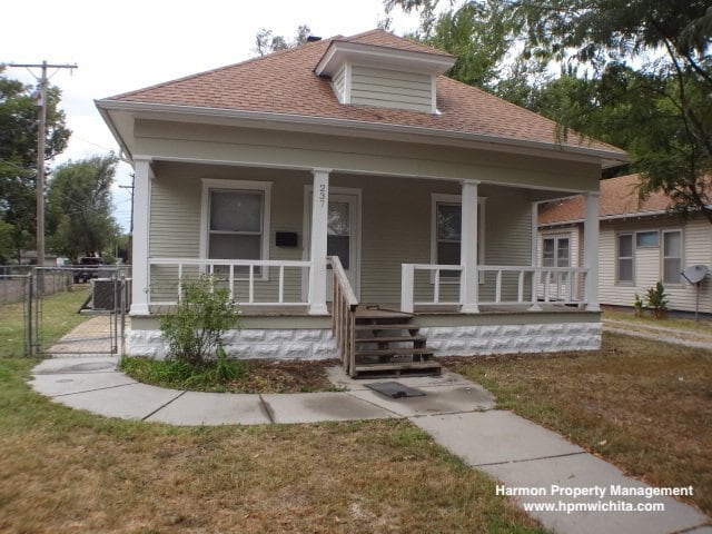 property at 237 S Sedgwick St