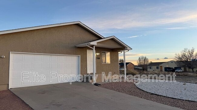 788 S Knox Dr in Pueblo West, CO - Building Photo - Building Photo