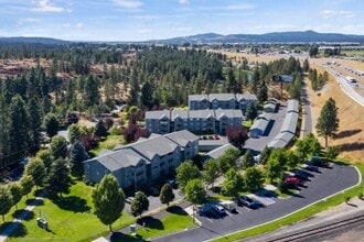 The Overlook at Falls Park in Post Falls, ID - Foto de edificio - Building Photo