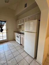 380 Jardin Bello Ave in El Paso, TX - Building Photo - Building Photo