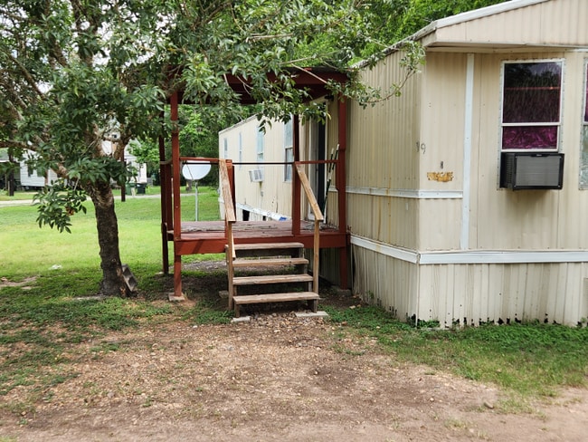 property at 507 Stockdale Ave
