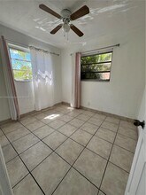 2315 Farragut St in Hollywood, FL - Building Photo - Building Photo