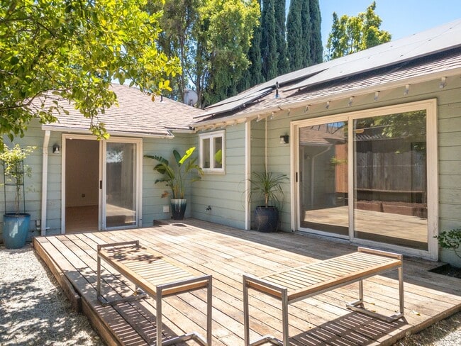 property at 1110 Sir Francis Drake Blvd