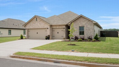 101 Stockholm Ln in Huntsville, AL - Building Photo - Building Photo