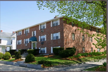 Highland Street Apartments in Lowell, MA - Building Photo - Building Photo