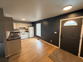 655 Mosgrove St in Urbana, OH - Foto de edificio - Building Photo