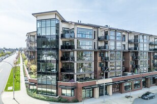Yorkson Park West in Langley, BC - Building Photo