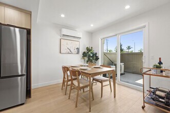 15065 Henley Dr in Westminster, CA - Building Photo - Building Photo