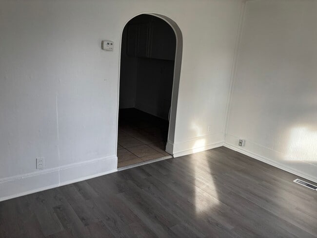 1711 W Thoman St in Springfield, MO - Building Photo - Building Photo