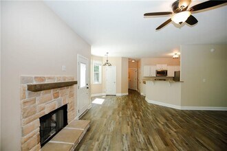 1005 Landover Crossing in Suwanee, GA - Building Photo - Building Photo