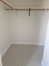 2046 W Flagler St in Miami, FL - Building Photo - Building Photo