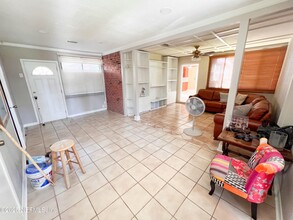 6723 Cherbourg Ave S in Jacksonville, FL - Building Photo - Building Photo