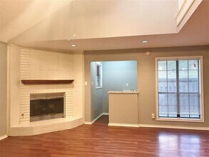 1129 Bent Oaks Dr in Denton, TX - Building Photo - Building Photo