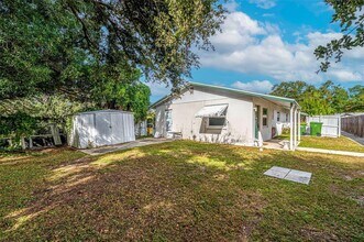 2248 Browning St in Sarasota, FL - Building Photo - Building Photo