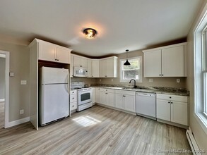 50 Island Beach Rd in Lebanon, CT - Building Photo - Building Photo