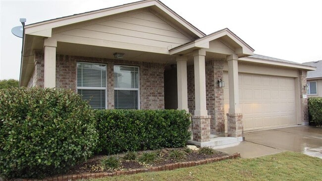 property at 2824 Bluffstone Dr