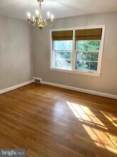6110 Wynnwood Rd in Bethesda, MD - Building Photo - Building Photo