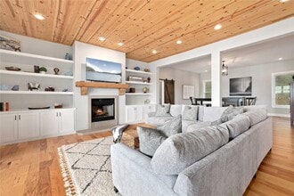 16217 AR-12 in Rogers, AR - Building Photo - Building Photo