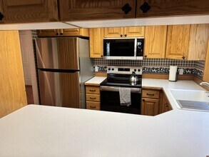 1041 W Grindelwald Ct in Midway, UT - Building Photo - Building Photo
