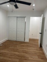 9517 Juniper St in Los Angeles, CA - Foto de edificio - Building Photo