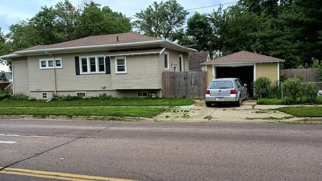 property at 1801 S Spring Ave