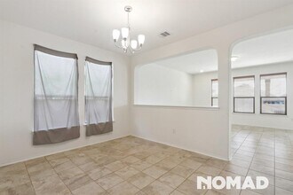 7905 Big Wind Wy in Austin, TX - Building Photo - Building Photo