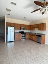 1147 N Bayshore Dr in Valparaiso, FL - Building Photo - Building Photo
