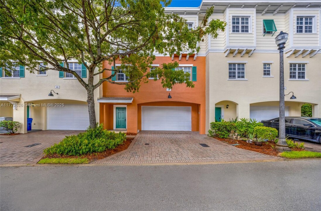192 SW 6th Ct in Pompano Beach, FL - Building Photo