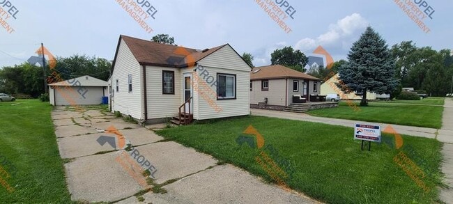 25117 Malvina Ave in Warren, MI - Building Photo - Building Photo