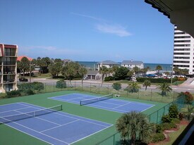 1429 N Atlantic Ave in Daytona Beach, FL - Building Photo