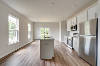 312 Northfield Heights Ln in Richmond, VA - Building Photo - Building Photo