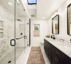 13432 123rd Ave NE in Kirkland, WA - Building Photo - Building Photo